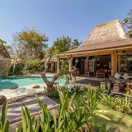 Kuno Villas Джили Трауанган Екстериор снимка